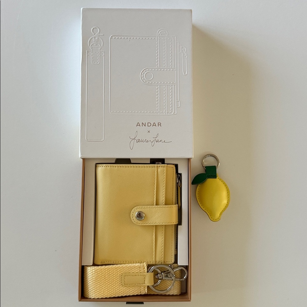 ANDAR x Lauren Lane The Lo Wallet Butter (see second photo for color)